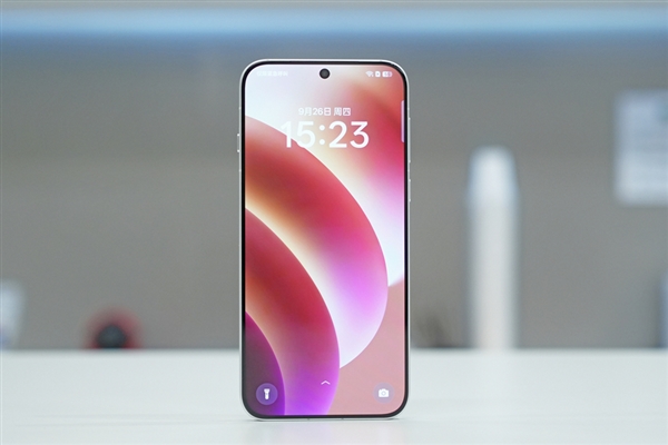 ҹOPPO Find X8 Ultra׶ع⣺弶Ӱ һ