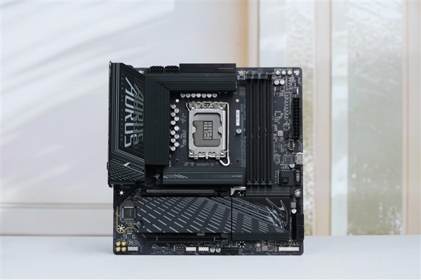UltraݣB860M AORUS PRO WIFI7ͼ