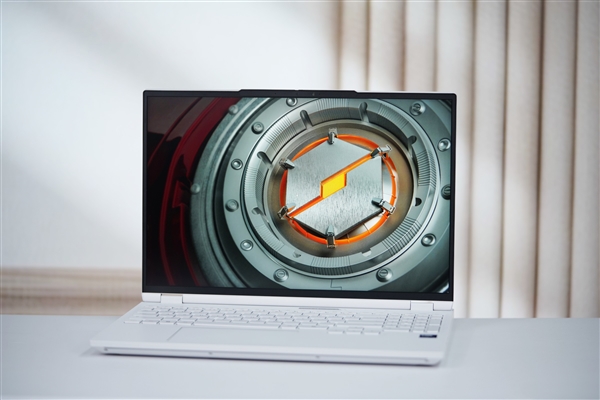 Ultra 9+RTX 5090˫еҫ16 Ultraͼ