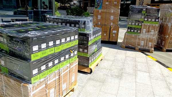΢RTX 5090йгٷȨ