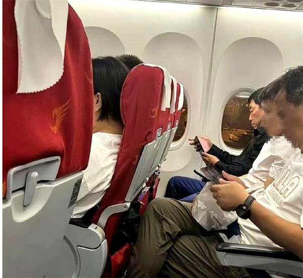 魏建军身穿200块外套被问是否合适 本人回应:我这都快300了_wishdown.com 魏建军身穿200块外套被问是否合适 本人回应:我这都快300了_wishdown.com