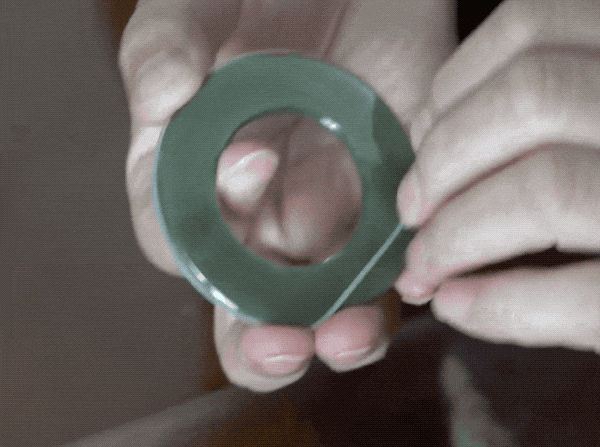 双色硬币的内芯和外环 是怎么嵌套在一起永不分离的_wishdown.com 双色硬币的内芯和外环 是怎么嵌套在一起永不分离的_wishdown.com