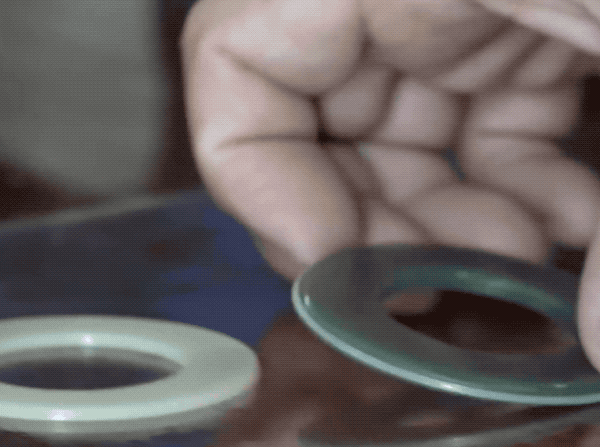 双色硬币的内芯和外环 是怎么嵌套在一起永不分离的_wishdown.com 双色硬币的内芯和外环 是怎么嵌套在一起永不分离的_wishdown.com