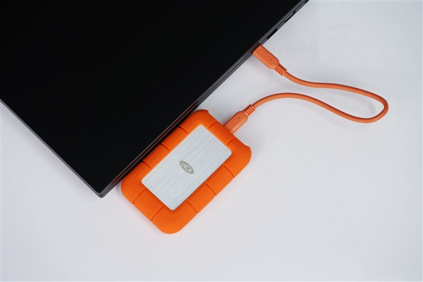 ֧׵5ϣLaCie Ruggged SSD4 1TB̬Ӳͼ