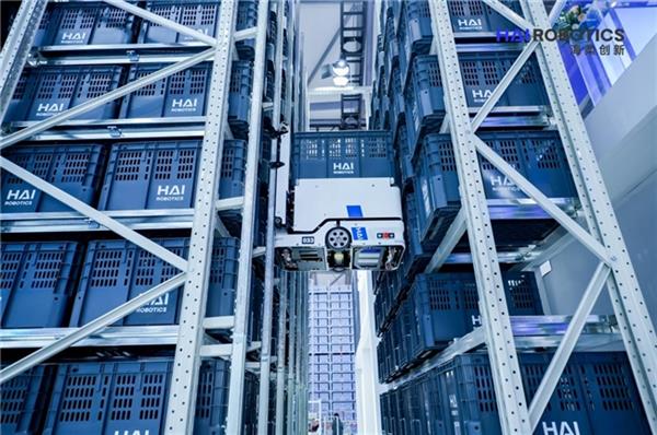 海柔创新闪攀机器人、K1200亮相亚洲物流展  新智造中心提升10倍产能