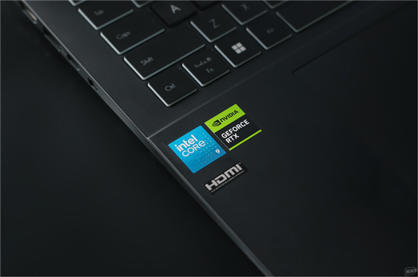 全场景适配 华硕无畏Pro16 2025 AI全能本双十一超值推荐_wishdown.com 全场景适配 华硕无畏Pro16 2025 AI全能本双十一超值推荐_wishdown.com