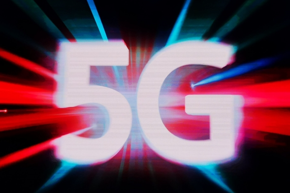 ҹǣͷƶȫ׸ҵ5Gʱ׼ʽ