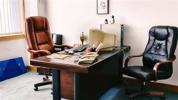 今天是腾讯27岁生日!官方晒腾讯第一间办公室_wishdown.com 今天是腾讯27岁生日!官方晒腾讯第一间办公室_wishdown.com