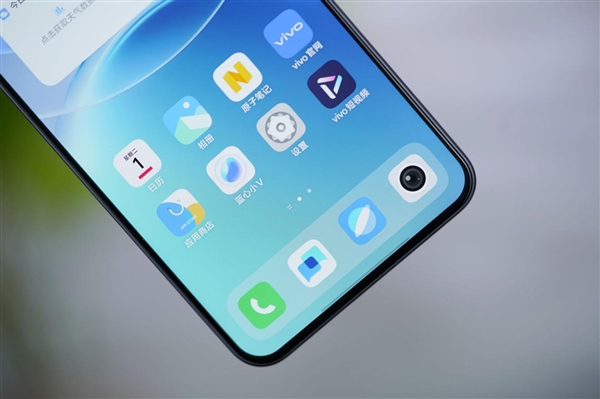 2亿像素旗舰主摄!vivo Y500 Pro图赏_wishdown.com 2亿像素旗舰主摄!vivo Y500 Pro图赏_wishdown.com