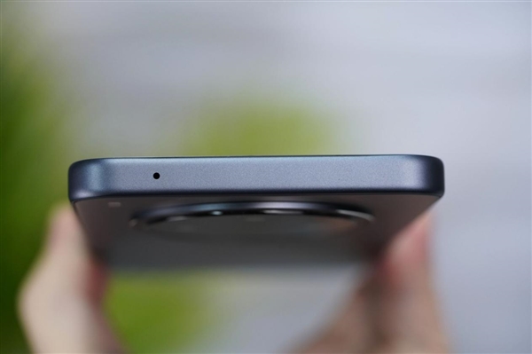 2亿像素旗舰主摄!vivo Y500 Pro图赏_wishdown.com 2亿像素旗舰主摄!vivo Y500 Pro图赏_wishdown.com