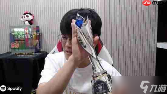 żUziְ T1 GumayusiչʾFMVP