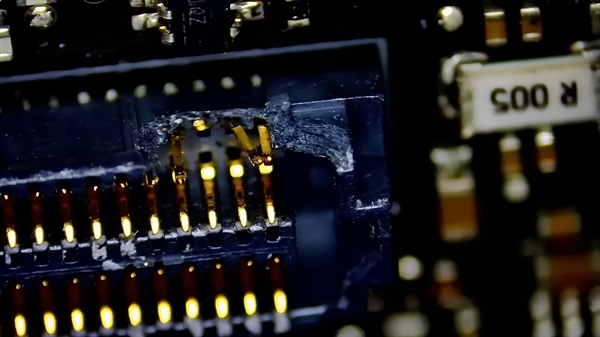 1RTX RPO 6000רҵԿPCIeӿ𻵱שά޼Ϊ