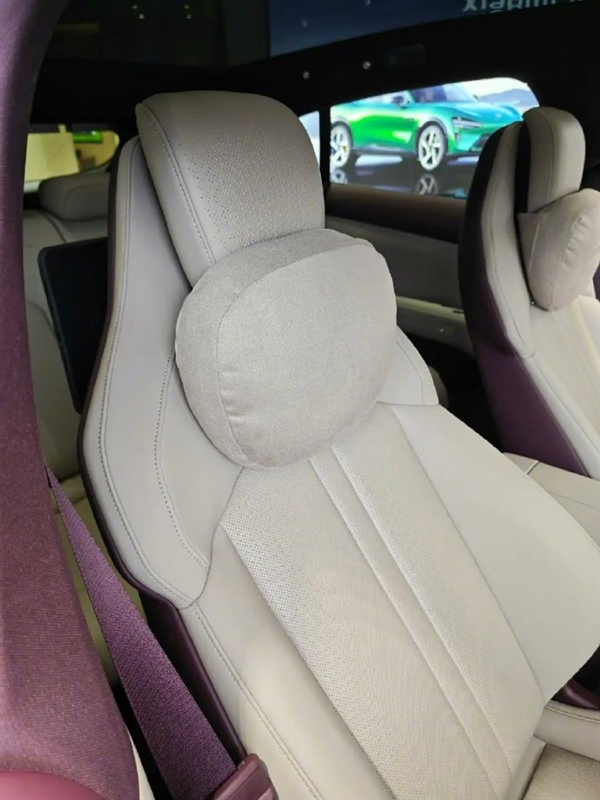 雷军:小米YU7车载磁吸颈枕明日开售_wishdown.com 雷军:小米YU7车载磁吸颈枕明日开售_wishdown.com