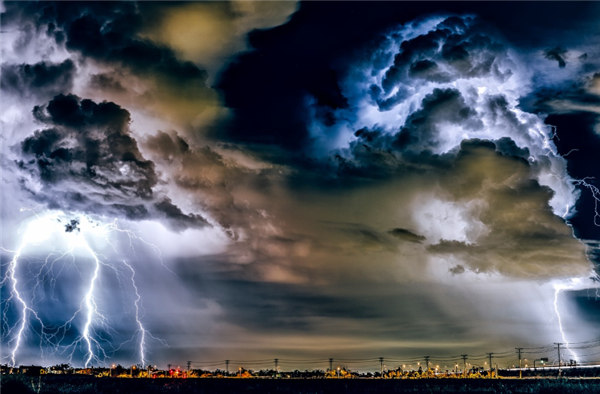 ȸ跢WeatherNext 2Ԥģͣٶ8 ׼¼