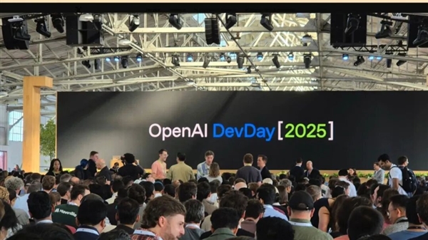 Gemini 3强得有点不太像阳间的东西!_wishdown.com Gemini 3强得有点不太像阳间的东西!_wishdown.com