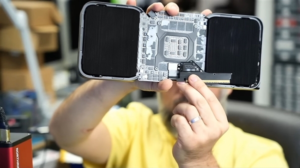 1万美元的RTX PRO 6000显卡损坏没法修:NVIDIA同意换新了!_wishdown.com 1万美元的RTX PRO 6000显卡损坏没法修:NVIDIA同意换新了!_wishdown.com