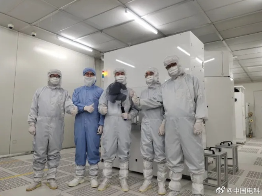 我国大尺寸半导体材料实现关键突破:首枚12英寸硅外延产品下线_wishdown.com 我国大尺寸半导体材料实现关键突破:首枚12英寸硅外延产品下线_wishdown.com