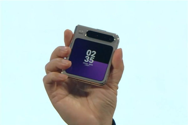 安卓明年杀入阔折叠赛道:剑指苹果_wishdown.com 安卓明年杀入阔折叠赛道:剑指苹果_wishdown.com