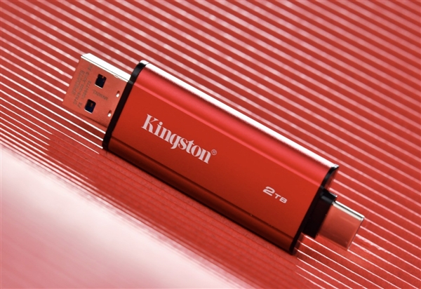 金士顿Dual Portable双接口移动固态硬盘上手:速度起飞 达到1050MB/s_wishdown.com 金士顿Dual Portable双接口移动固态硬盘上手:速度起飞 达到1050MB/s_wishdown.com