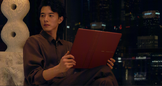 26999元 华为MateBook Fold瑞红配色发布:温润素皮设计_wishdown.com 26999元 华为MateBook Fold瑞红配色发布:温润素皮设计_wishdown.com