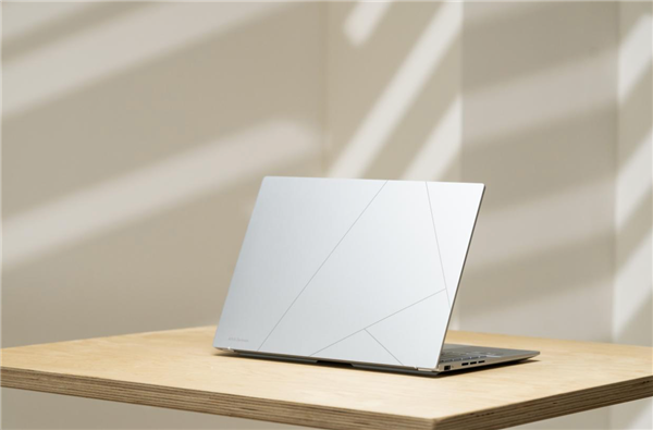 年末购机首选华硕灵耀14 2025 AI时代的智慧工作伙伴_wishdown.com 年末购机首选华硕灵耀14 2025 AI时代的智慧工作伙伴_wishdown.com