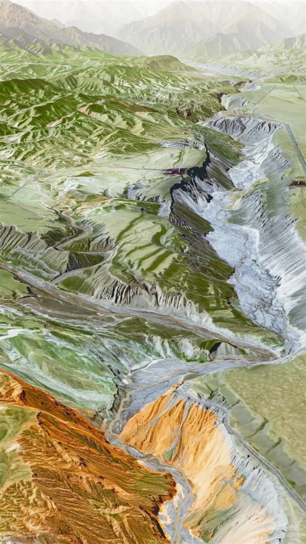 卫星俯瞰人迹罕至的新疆安集海大峡谷:如同七彩画卷_wishdown.com 卫星俯瞰人迹罕至的新疆安集海大峡谷:如同七彩画卷_wishdown.com