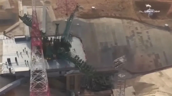 俄罗斯唯一的载人航天发射台:受伤了!_wishdown.com 俄罗斯唯一的载人航天发射台:受伤了!_wishdown.com