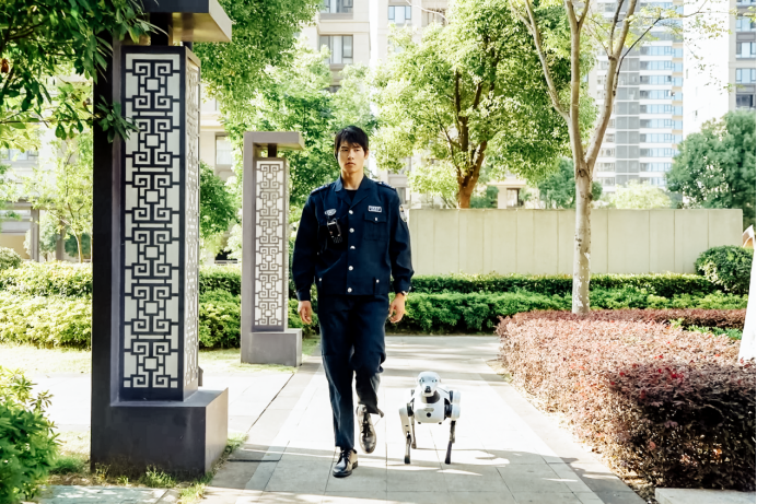 奇瑞墨甲机器人第1000只机器狗交付 规模化应用迈入新阶段_wishdown.com 奇瑞墨甲机器人第1000只机器狗交付 规模化应用迈入新阶段_wishdown.com