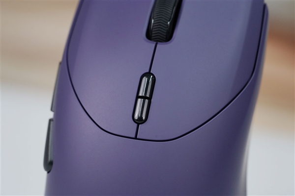 最快按键速度!雷柏VT9 MAX二代鼠标图赏_wishdown.com 最快按键速度!雷柏VT9 MAX二代鼠标图赏_wishdown.com
