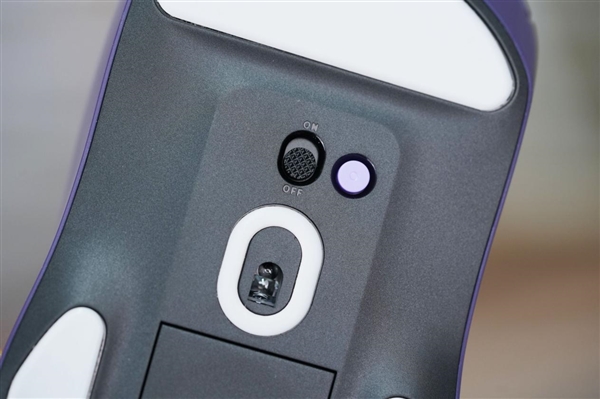 最快按键速度!雷柏VT9 MAX二代鼠标图赏_wishdown.com 最快按键速度!雷柏VT9 MAX二代鼠标图赏_wishdown.com