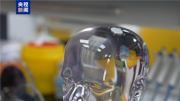 �ҹ�����ʽ�Ի��ӿ��ٴ������½�չ���Ӷ�ά����ά���������ش�ת��