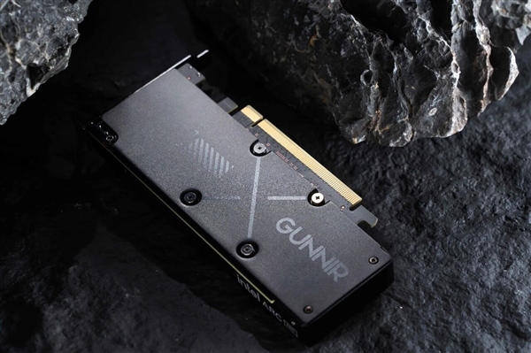 全金属外壳 帅爆!蓝戟发布单风扇迷你版Intel锐炫Pro B50专业显卡_wishdown.com 全金属外壳 帅爆!蓝戟发布单风扇迷你版Intel锐炫Pro B50专业显卡_wishdown.com