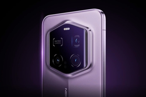 ��ҫ��ǿ�콢����ҫMagic8 RSR��ʱ����ƴ���ǰ����