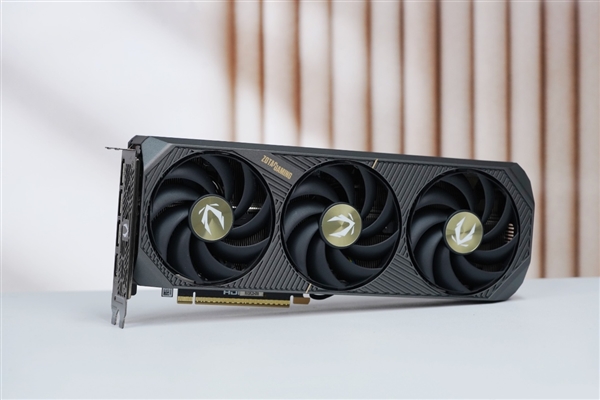 快科技2025年度评奖:显卡篇_wishdown.com 快科技2025年度评奖:显卡篇_wishdown.com