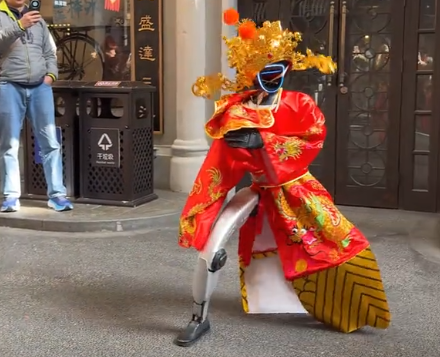 �����������������ͷ�����衱 ���ѣ���һ����Ϊ��������