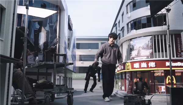 �����;�������ȫ���׸����˻����ˣ����������������ž�����