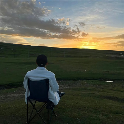 ���ھ������������Ӣ��(��ѡ100��)