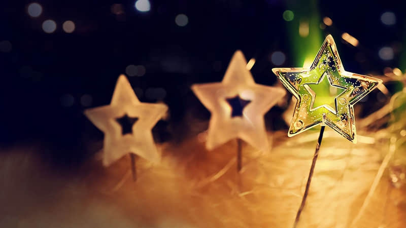 �����İ���һ��͹��ˣ����˶ɼ���