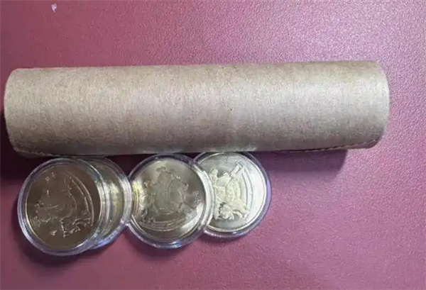 “马钞”兑换首日 二手市场加价200%_wishdown.com “马钞”兑换首日 二手市场加价200%_wishdown.com