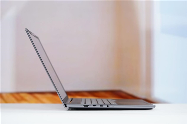 酷睿Ultra X9 388H加持!联想小新Pro 16 GT AI元启版图赏_wishdown.com 酷睿Ultra X9 388H加持!联想小新Pro 16 GT AI元启版图赏_wishdown.com