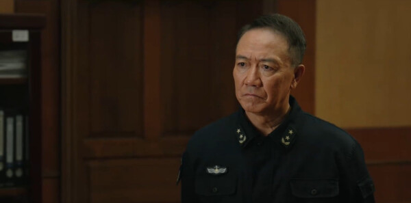 ������ӥ��12���������