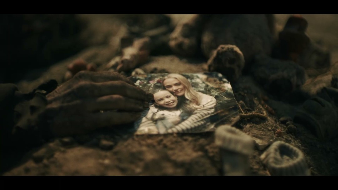 《生化危机9:安魂曲》3分钟真人短片 很值得一看_wishdown.com 《生化危机9:安魂曲》3分钟真人短片 很值得一看_wishdown.com