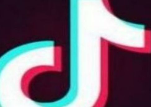 �����������������Ǹ�ɽ��ˮ��ʲô��