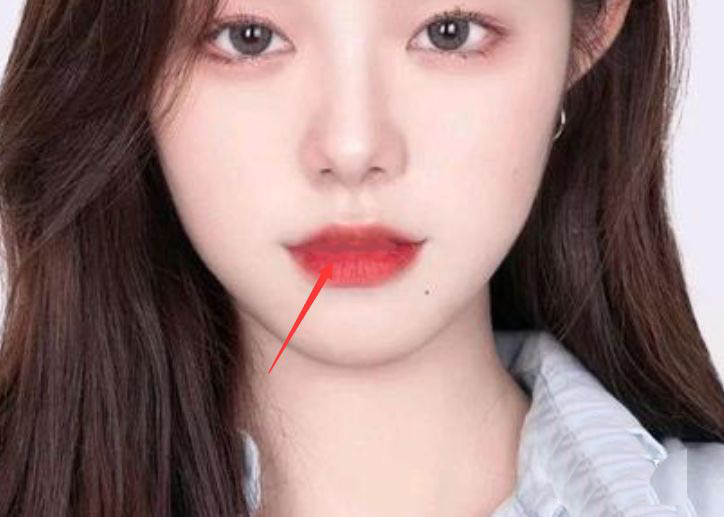 ps怎么使张开的嘴巴闭合?ps使张开的嘴巴闭合的方法_wishdown.com ps怎么使张开的嘴巴闭合?ps使张开的嘴巴闭合的方法_wishdown.com