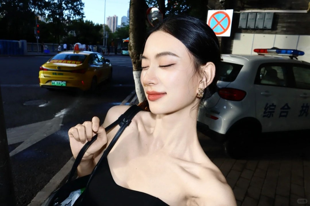 《黑神话:钟馗》贺岁小厨娘脸模美照 盛世美颜吸睛_wishdown.com 《黑神话:钟馗》贺岁小厨娘脸模美照 盛世美颜吸睛_wishdown.com