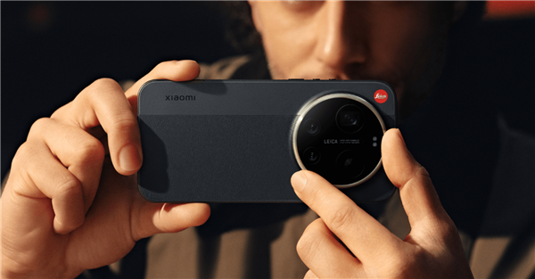 小米17 Ultra徕卡版海外真机亮相:LEITZPHONE相机水印 Logo全变了_wishdown.com 小米17 Ultra徕卡版海外真机亮相:LEITZPHONE相机水印 Logo全变了_wishdown.com