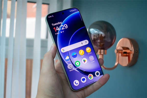 小屏用户的梦中神机!一加15T蓄势待发:彻底终结小屏痛点_wishdown.com 小屏用户的梦中神机!一加15T蓄势待发:彻底终结小屏痛点_wishdown.com