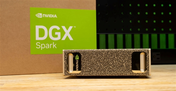 4��Ԫ��NVIDIA���㹤��վDGX Spark�ٷ����Ǽ�