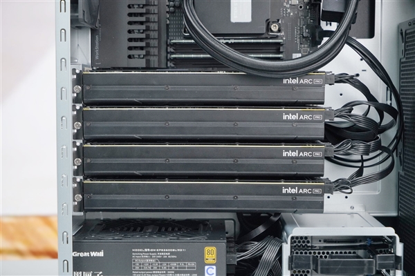 四张英特尔锐炫Pro B60显卡加持!长城世恒X-AIGC工作站图赏_wishdown.com 四张英特尔锐炫Pro B60显卡加持!长城世恒X-AIGC工作站图赏_wishdown.com