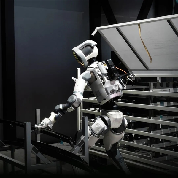 2028 ���λ����˵�������